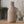 Moderne Minimalistische Vase mit antikem Einfluss