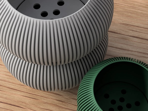 Moderne Vase/Pflanztopf mit Beinen und Abtropfteller